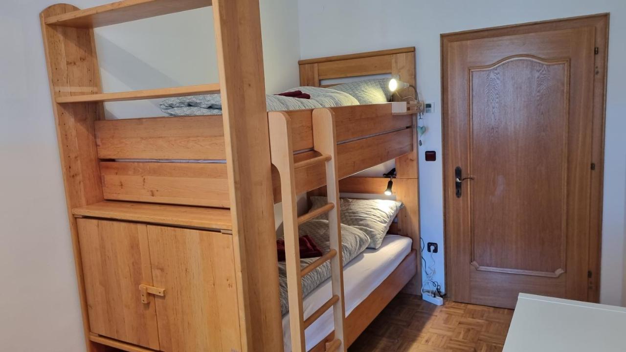 Fridas Place - Der Blick Ueber Ganz Villach - 160 M2 Ferienoase - Ganzes Haus Bis Zu 8 Personen Exterior foto